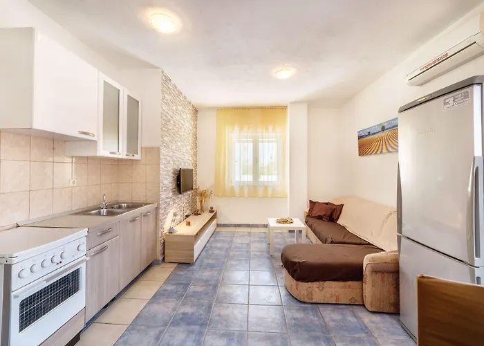 Apartament Marina