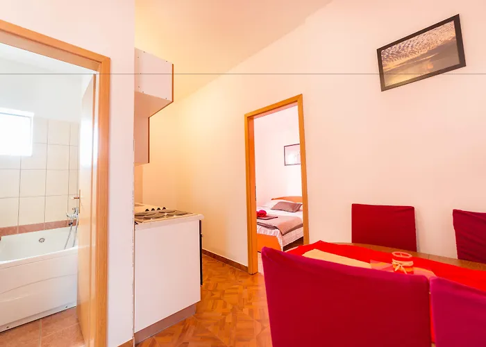 Apartament Marina